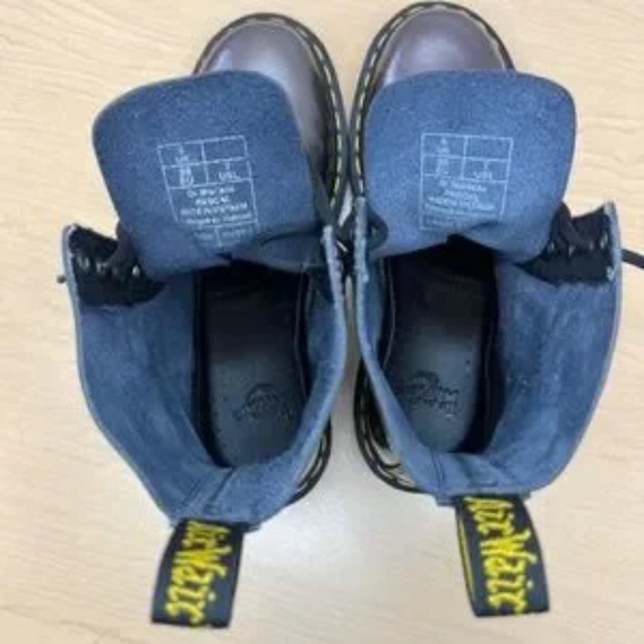 Doc Martens 1460 Pascal Metallic Pewter Patent Leather Women’s 7 Boots - Picture 13 of 17